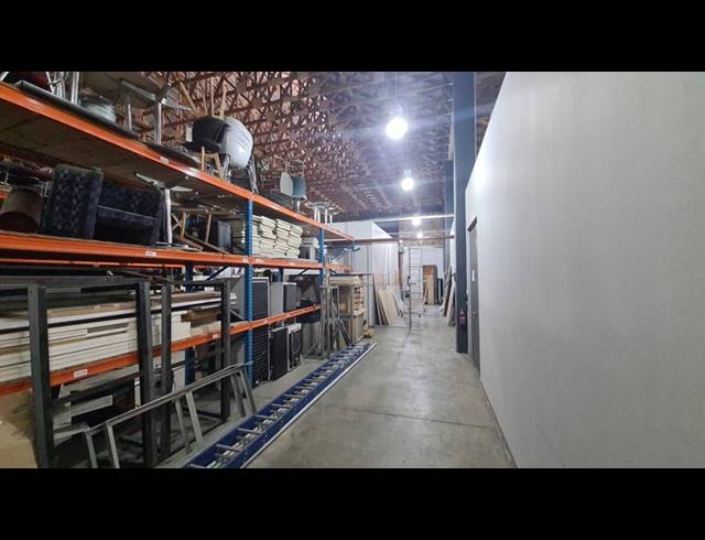 INDUSTRIAL PROPERTY TO RENT IN VORNA VALLEY